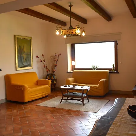 Scappo In Umbria, La Cantinetta *