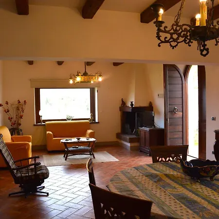 Scappo In Umbria, La Cantinetta